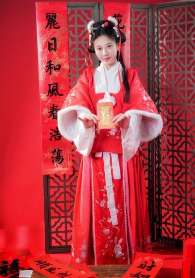 秋霜电影免费观看高清版资源_DVD视频大全