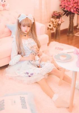 我在厨房摸岳的乳hd在线观看_BD英语免费观看视频